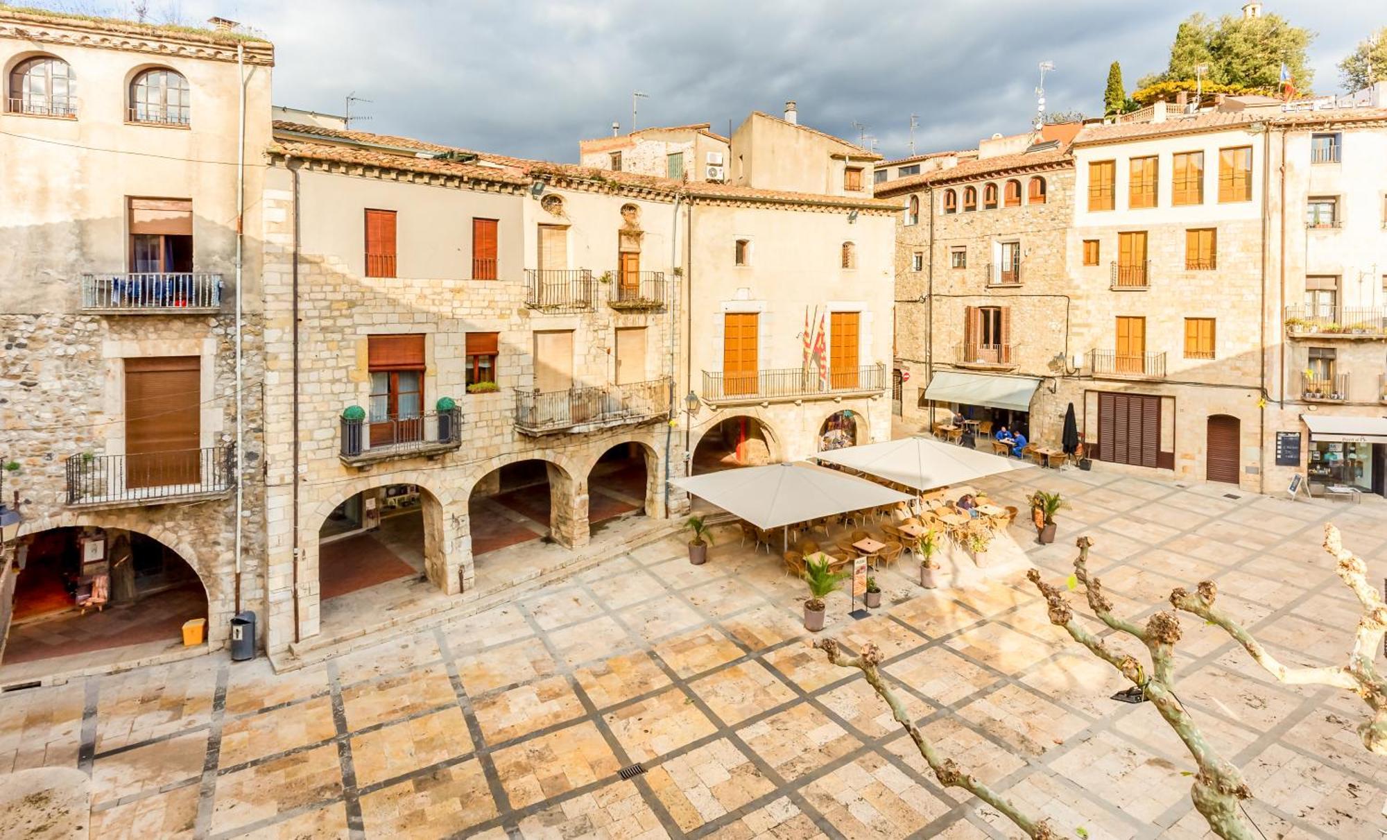 Can Cintet 1 Apartamento En La Plaza De Besalú Exterior foto